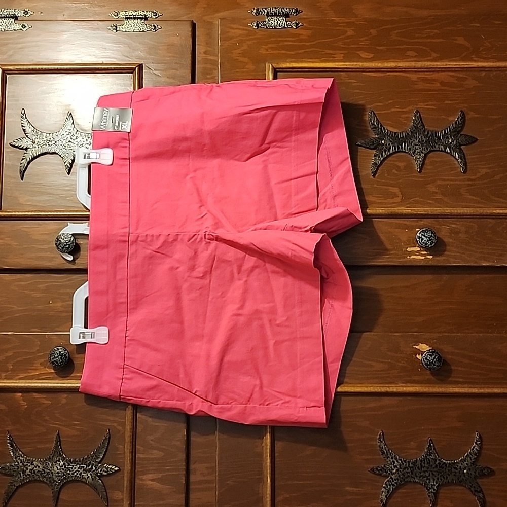 BNWT New York and Company pink pull on shorts sz XL